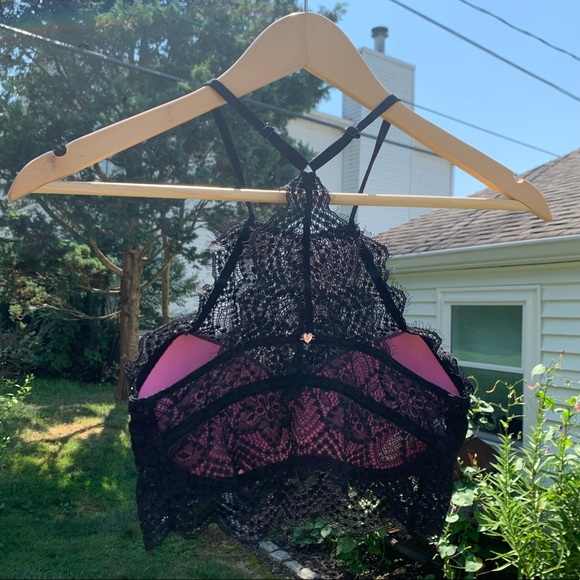 PINK BY VS Lace Halter Bralette - Picture 2 of 3